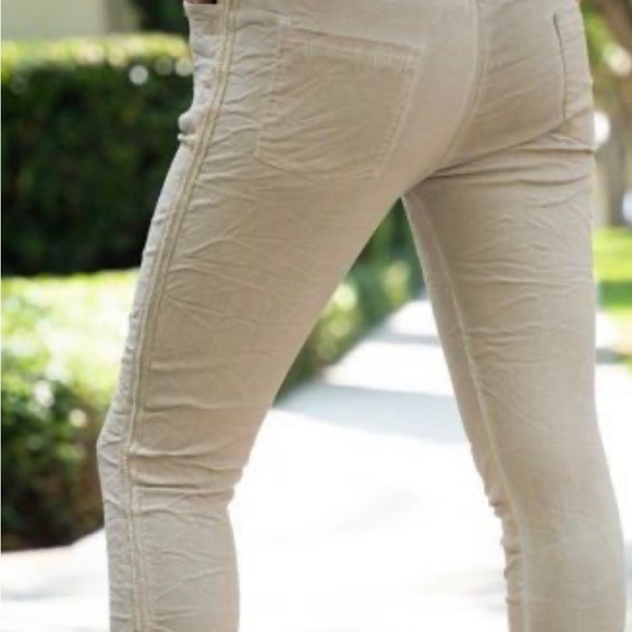 NWT Venti6 super stretchy, comfortable tan jogger pants with rhinestone ribbon. - Picture 3 of 4